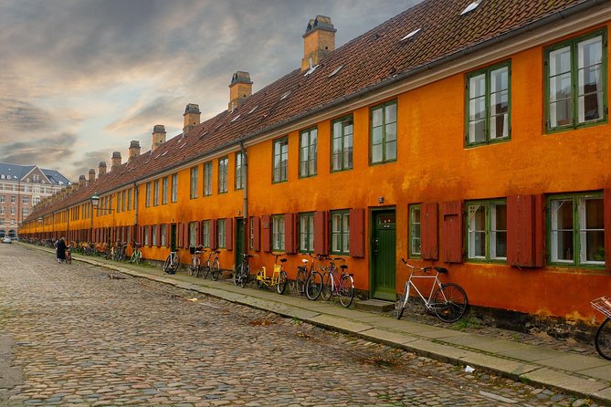 3h Private walking tour, Copenhagen - Price and value: what $285.83 per group actually buys