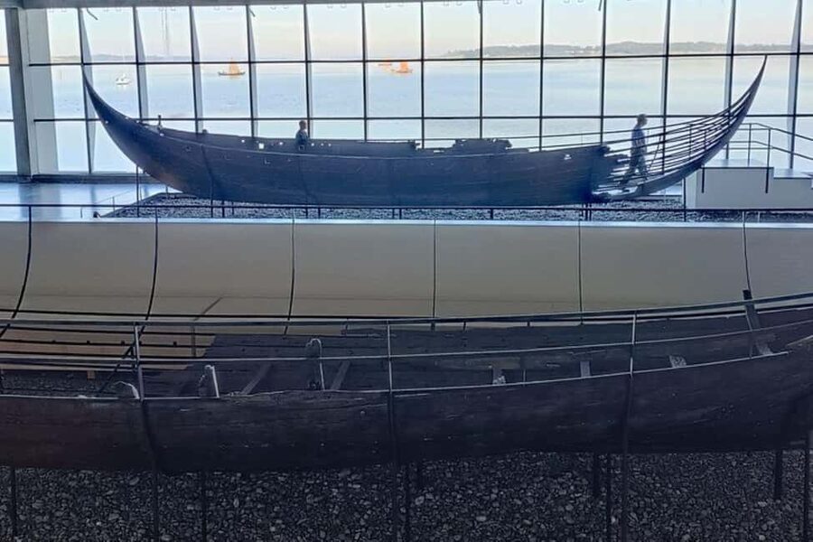 A Big Easy Tour; Cathedral, Viking Ships & Palace - FAQ