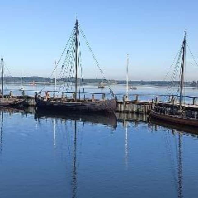 A Big Easy Tour; Cathedral, Viking Ships & Palace - Frederiksborg Palace in Hillerød: Renaissance Power, Your Pace, Around 2.5 Hours