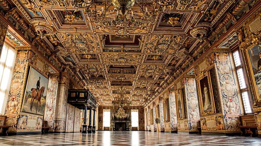 A Big Easy Tour; Cathedral, Viking Ships & Palace - Footnotes for Smart Planning: Shoes, Stairs, Weather, and Lunch Timing