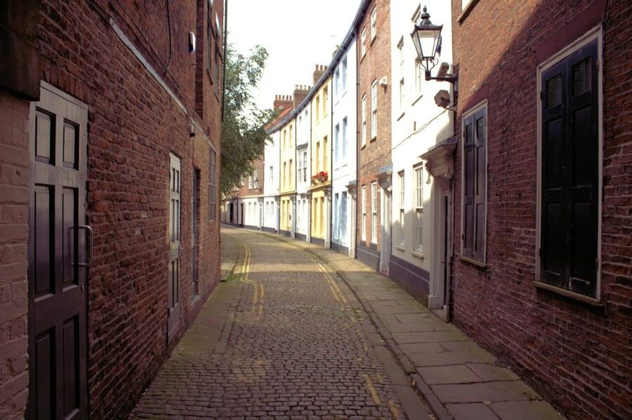 Aalborg: Express Walk with a Local in 60 minutes - Meeting at Aalborg Historical Museum, and how that helps your whole day