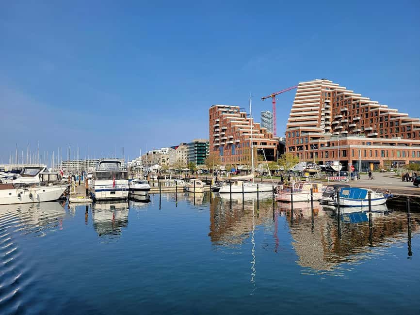 Aarhus: Harbour Cruises with local guide - From Sirene to Sirene, the waterfront starts telling stories fast