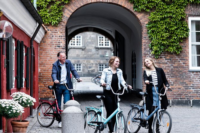 Bike Tour Copenhagen. Private Guide, Concierge Service, Small Grp - Amalienborg, Gefion Fountain, and the Little Mermaid in one smooth arc