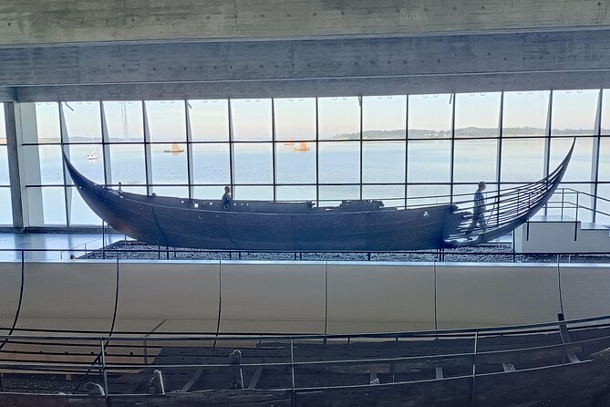 Cathedral ,Viking ships Tour, Palace and Castle (April) - From Copenhagen to North Zealand, the point of this day