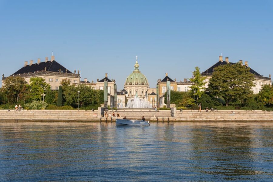 Copenhagen: 1, 2 or 3-Hour Boat Rental (No License Required) - What you actually see from the water: landmarks and canal life