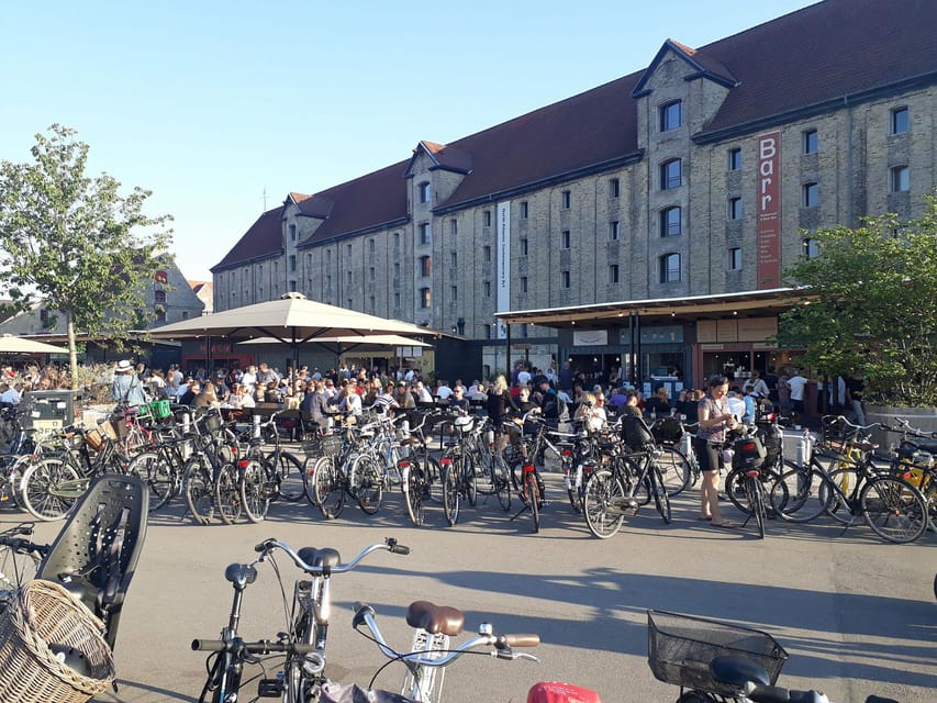 Copenhagen: 2,5-Hour 'Must See' Bike Tour with a Local Guide - The route logic: how this 2.5-hour tour balances crowds and meaning