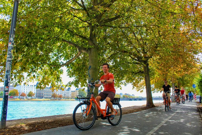 Copenhagen 2-hour City Highlights Bike Tour - What weather and clothing change about your experience