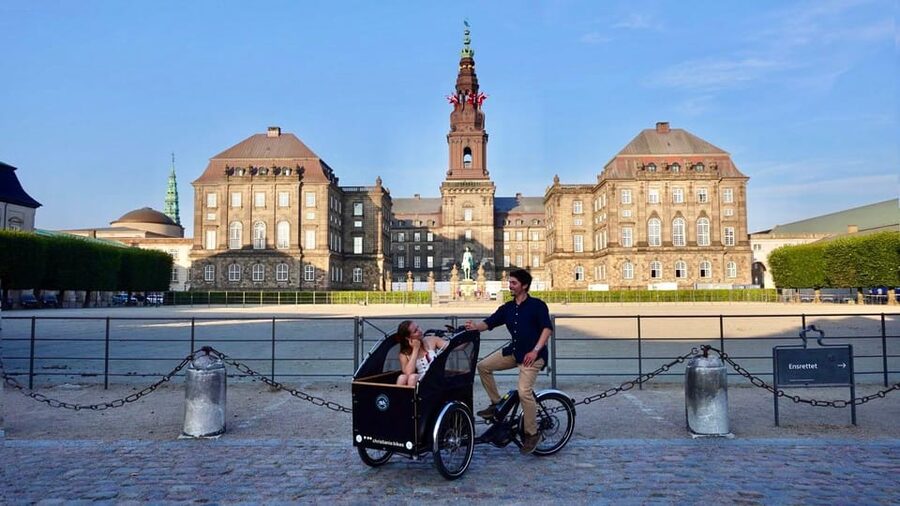 Copenhagen: 3 Hour Extended Grand E-Bike Guided Tour - Christiansborg Palace, Gammel Strand, and more photo stops that add up