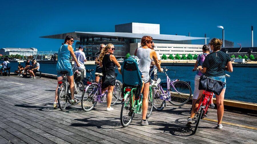 Copenhagen: 3-hour Private Guided Bike Tour - Snake Bridge, Harbour Baths Views, and Denmark’s Architecture on a Bike