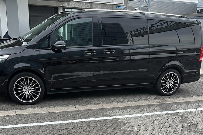 Copenhagen Airport Transfer Service | English Speaking Driver - The Tough Parts: Timing, Vehicle Mix-Ups, and Phone Access