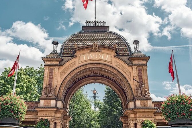 Copenhagen Card - DISCOVER 80+ attractions and public transport - Canal time that feels like Copenhagen: Stromma Canal Tours