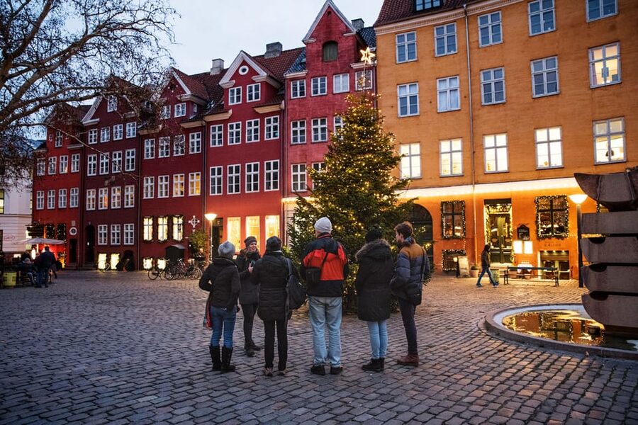 Copenhagen: Christmas Walking Tour with Treats and Drinks - Price and value: what $78 buys you in Copenhagen