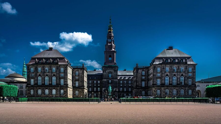 Copenhagen City & Christiansborg Palace Private Walking Tour - Rosenborg Castle as the royal anchor, built for Christian IV’s summer life