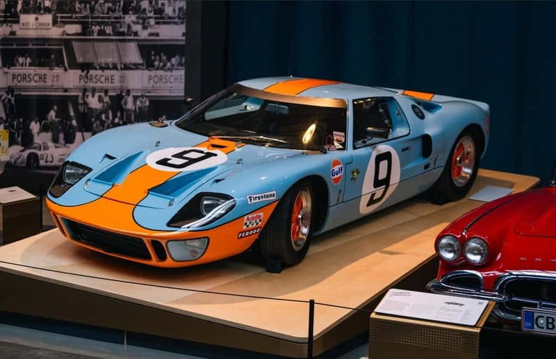 Copenhagen: Classic Car House Entry Ticket - Food at Willys Bistro, what to do when you get hungry