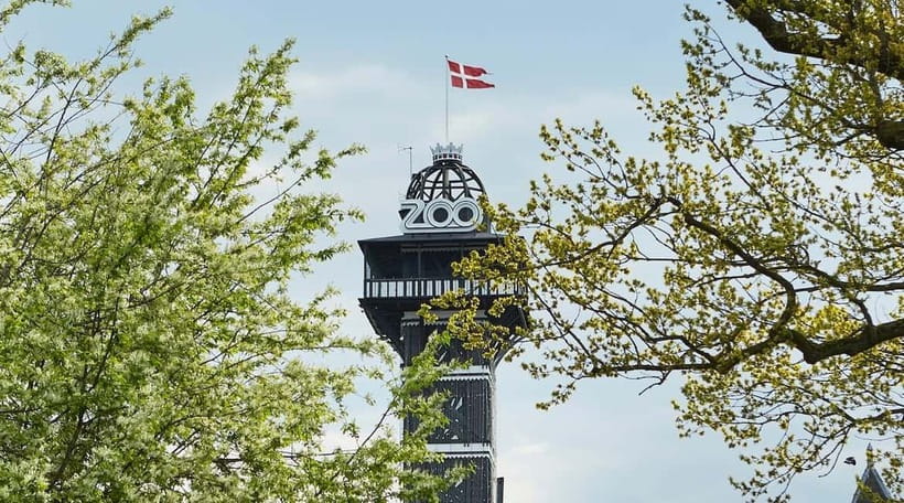Copenhagen: Copenhagen Zoo Tower Entry Ticket - 182 Steps to the Top Platform: How to Plan for the Climb