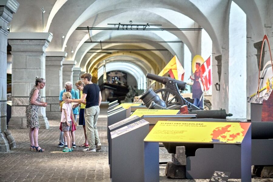 Copenhagen: Danish War Museum Entry Ticket - The 163-meter hall and the hammock break by the seven seas