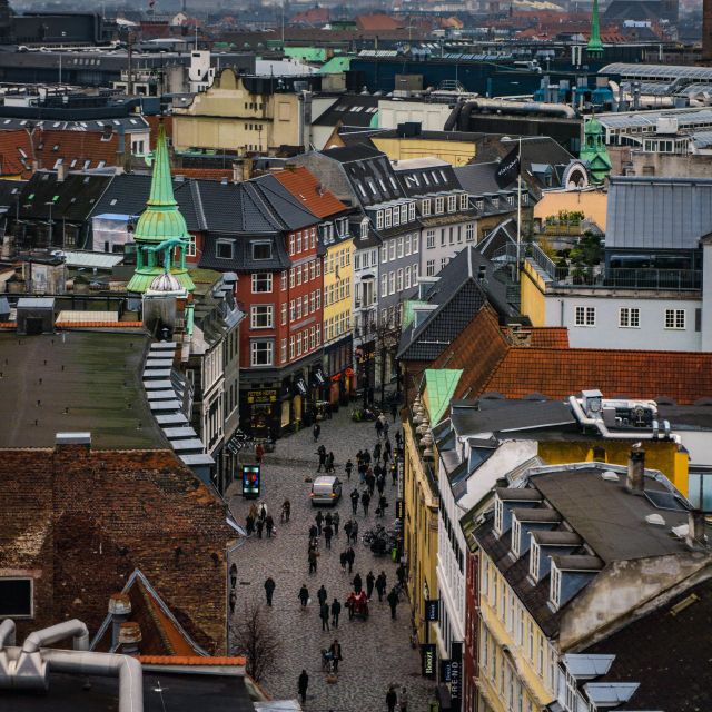 Copenhagen: Express Walk with a Local in 60 minutes - Meeting at Copenhagen City Hall: getting oriented fast