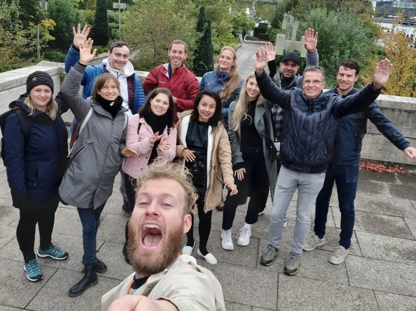 Copenhagen: Group Walking Tour - City Highlights - 2 Hours - Strøget Through Kongens Nytorv: Shops, People, and Shortcuts