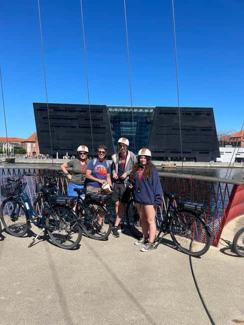 Copenhagen: Guided E-Bike Tour - Hear the guide while you bike through traffic