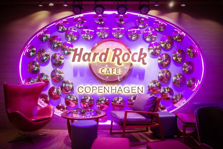 Copenhagen: Hard Rock Cafe with Set Menu for Lunch or Dinner - Acoustic Menu: A Solid 2-Course Meal That Still Feels Complete