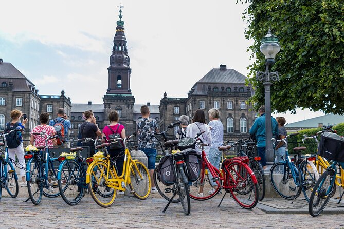 Copenhagen Highlights 3 Hour Bike Tour with local Guide - Rådhuspladsen and Tivoli views: start with the city’s civic center