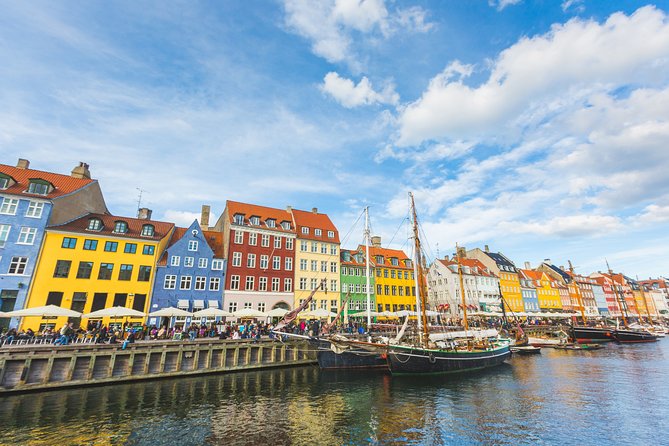 Copenhagen Highlights and Torvehallerne Market Private Tour - Practical Tips for Snacking, Weather, and Timing