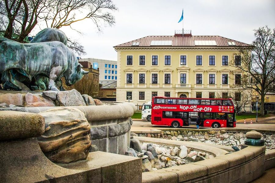 Copenhagen: Hop-On Hop-Off Bus Tour with Boat Tour Option - FAQ