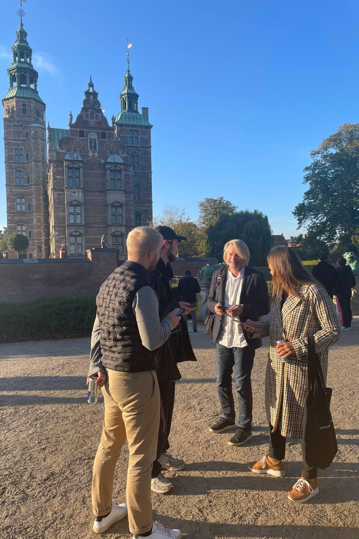 Copenhagen: King's Garden Outdoor Escape Room Game - A practical outdoor escape room for teams of up to seven