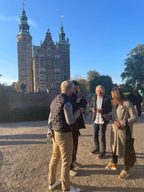 Copenhagen: King's Garden Outdoor Escape Room Game - Meeting point and what you should prep before you go