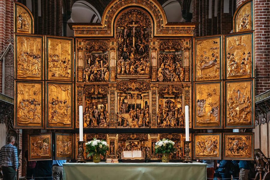 Copenhagen: Kronborg, Frederiksborg Castle and Roskilde Tour - Who should book this tour, and who should skip it