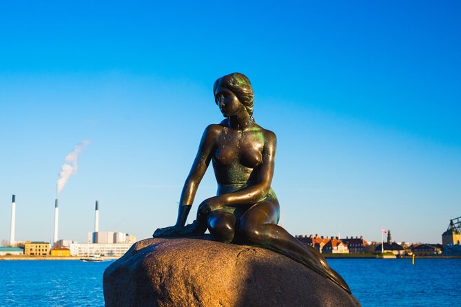 Copenhagen Little Mermaid Exploration Game and Self-Guided Tour - Crowds, comfort, and who this is best for