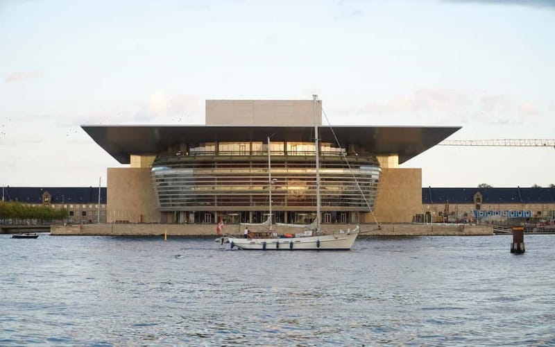 Copenhagen: Maxitour in English - Royal Denmark, Built for Short Visits and Big Curiosity