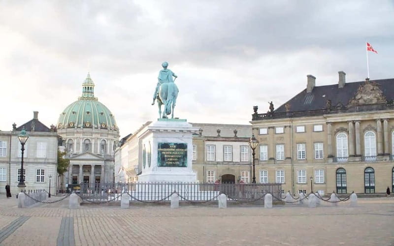 Copenhagen: Maxitour in English - Logistics That Matter: Start Point, End Point, and Getting There