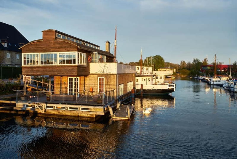 Copenhagen: Private 3-Hour Hidden Gems Photography Tour - Meeting at Christianshavn Metro, Then Shooting Right Away