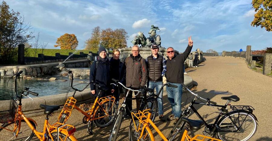 Copenhagen Private 3h biking tour - Cycling the Backstreets and Crossing Bridges Like a Local