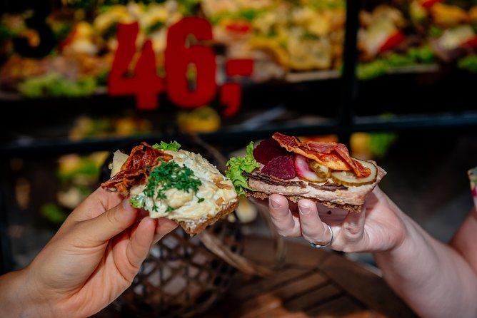 Copenhagen Private Food Walking Tour with 6 or 10 Tastings - 6 or 10 tastings: the small-bites reality check