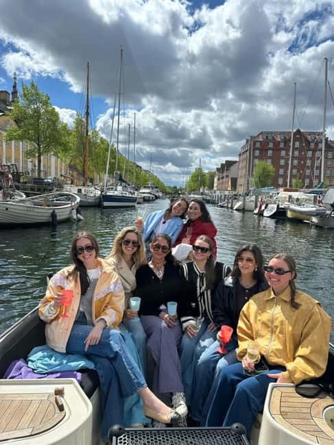 Copenhagen: Private Guided Boat Tour with City Highlights - Why Copenhagen feels calmer from the water