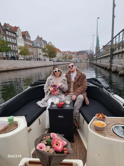 Copenhagen: Private Guided Boat Tour with City Highlights - The swim stop: the easiest way to make this tour unforgettable