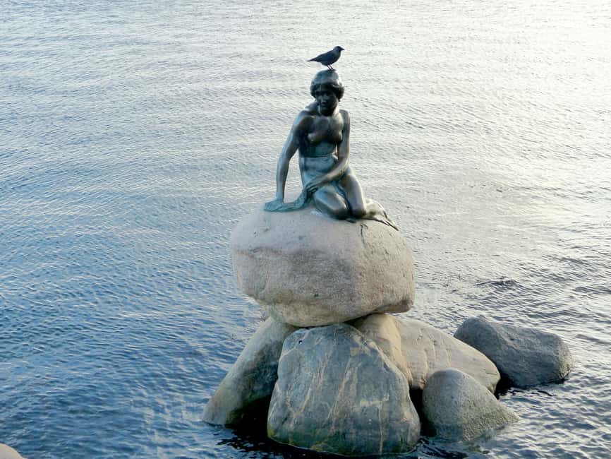 Copenhagen: Private Guided Walking Tour with Hotel Pickup - Key highlights worth clocking