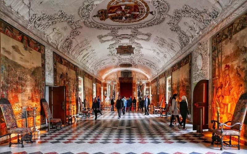 Copenhagen: Rosenborg and Christiansborg Palaces Tour in Spanish with tickets - Key things to know before you go