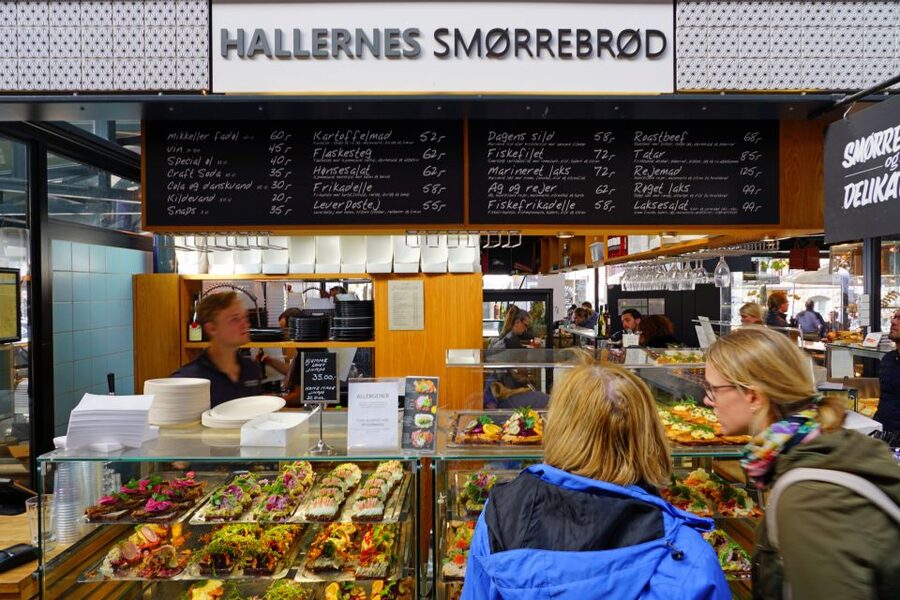 Copenhagen: Scandinavian Delights Food & Drink Private Tour - DØP organic hotdog and ristepølse with elderflower juice