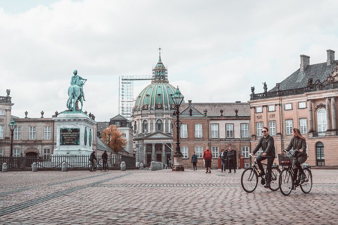 Copenhagen: Self Guided Scavenger Hunt and Tour - Your smartphone setup: navigation is included, but internet is required