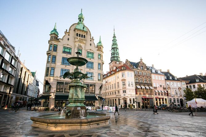 e-Scavenger hunt Copenhagen: Explore the city at your own pace - Round Tower built in 1642, Amalienborg, and City Hall authority