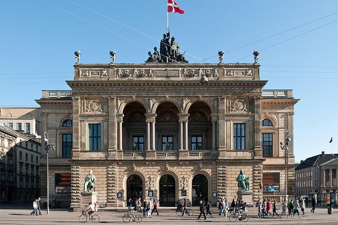 Explore Copenhagen: Self-Guided Audio Tour - Stop 3: Rosenborg Castle and Christian IV’s Dutch Renaissance look