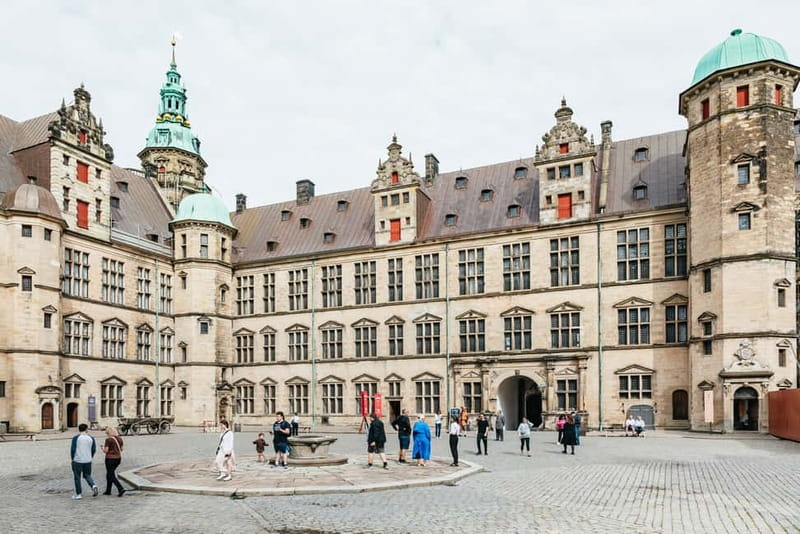 From Copenhagen: Lund and Malmö 2-Country Tour - Copenhagen to Lund and Malmö, the easiest way to do two countries fast