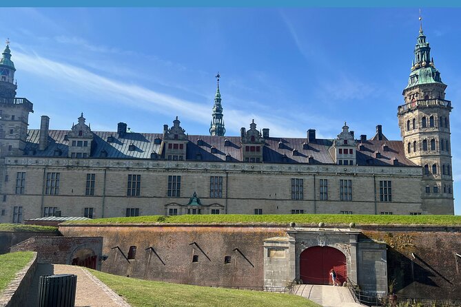 Helsingør Castle and Historic City Self-Guided Walking Tour - Key highlights worth planning around