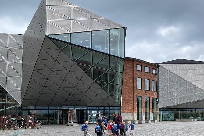Helsingør Castle and Historic City Self-Guided Walking Tour - Harbor Promenade, where the town’s work meets your feet