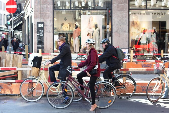 Hidden Gems of Copenhagen: A Biking Tour of Secrets and Sights - Quiet Corners on Two Wheels: Courtyards, Gardens, and Churches