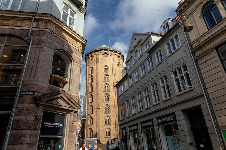 Highlights & Hidden Gems of Copenhagen Private Tour - The included snack or drink, and why it is worth paying attention to