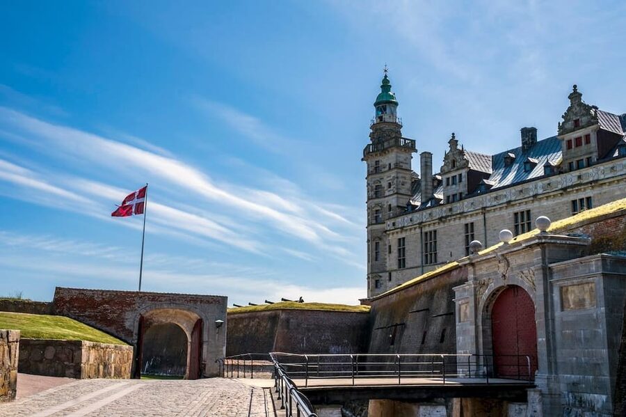 Kronborg Castle Entry Ticket - Ramparts walk: the Øresund views you came for